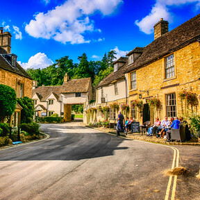 Este pequeño pueblo medieval, en plena campiña inglesa, es uno de los más bonitos del mundo 