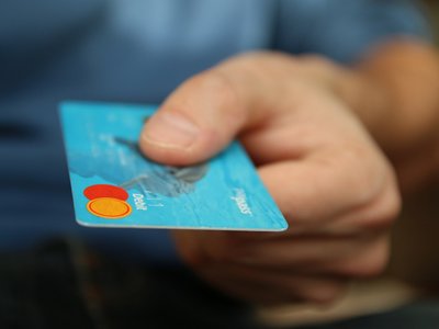 Así nos afecta la directiva PSD2: cómo cambiará tu relación con el banco y las compras a través de internet