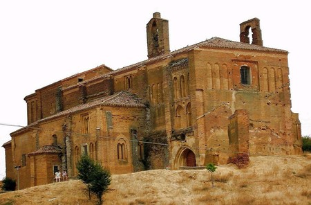 Sahagun Iglesia De La Peregrina4