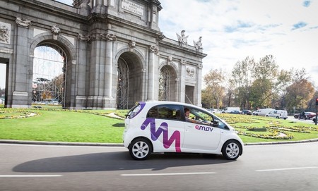 Un año utilizando Car2Go y emov con el iPhone: ¿el preludio del Apple Car?