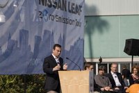 Carlos Ghosn da un últimatum a Japón