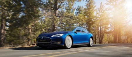 Tesla Model S 2015