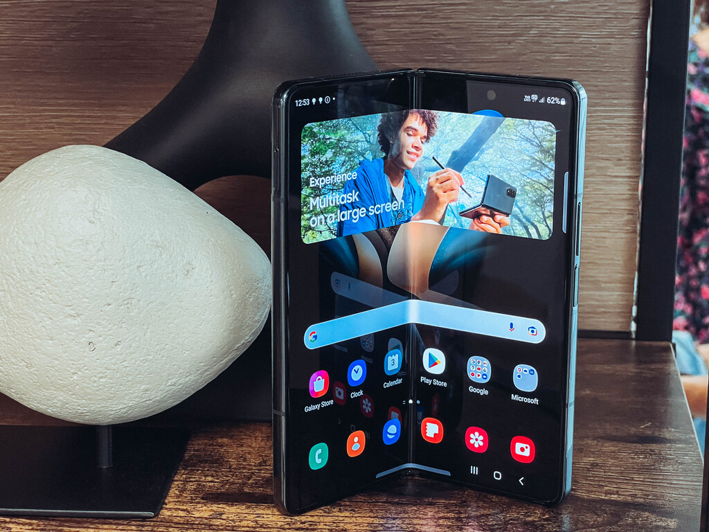 Samsung Galaxy Z Fold4, primeras impresiones: bastan unos pocos minutos para enamorarse del mejor plegable de Samsung hasta la fecha