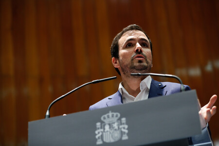 Alberto Garzón anuncia la regulación de la publicidad de alimentos y bebidas dirigida a niños: estas son las medidas que va a implantar el Gobierno