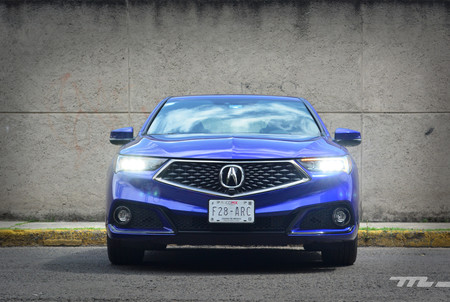 Acura TLX A-Spec, a prueba: el lujo también se mueve rápido