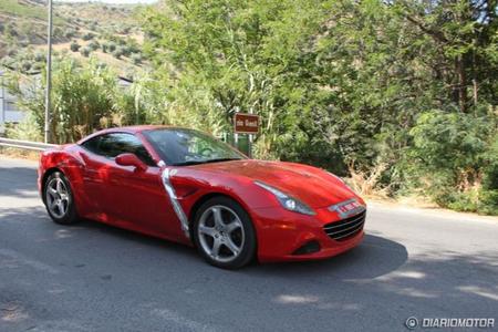 Captan mula de pruebas de Ferrari California T en España