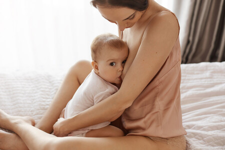 11 frases que no deberías decir a una madre que amamanta