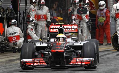 McLaren sigue sin resolver sus problemas en boxes