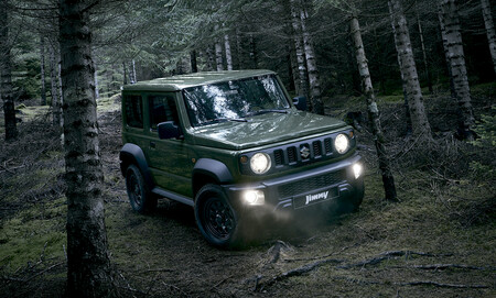 El Suzuki Jimny está de vuelta en España: el venerado todoterreno regresa como comercial y ya tiene precio