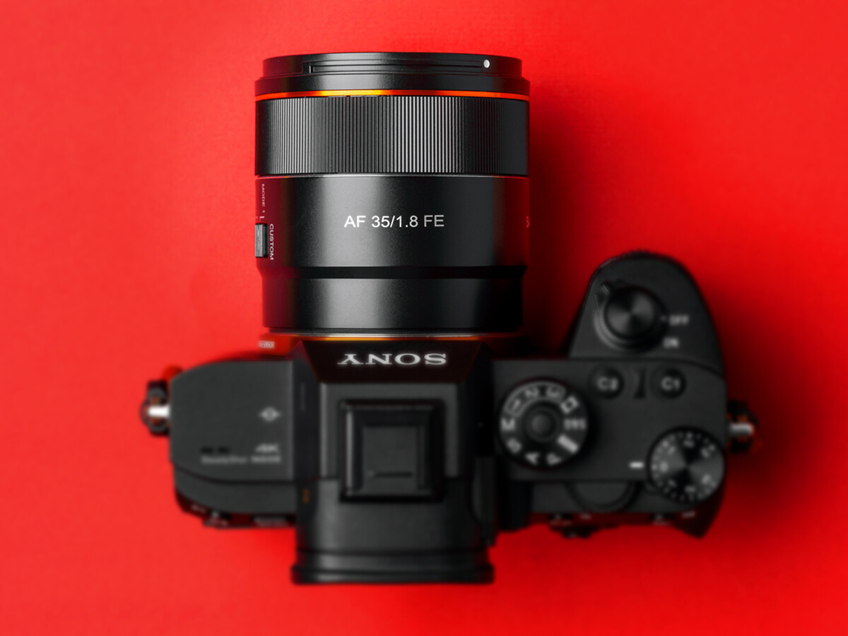 SAMYANG AF 35mm F1.8 FE ソニーE用 1200_900.jpg