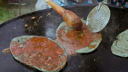Si vas a comer en la calle, estos son los alimentos que la UNAM recomienda por saludables 