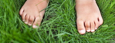 Nueve recomendaciones de expertos para cuidar la salud de los pies de los niños en verano