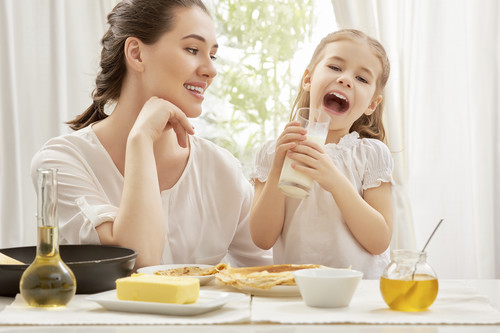 ¿Eres el ventrílocuo de los niños? Cuando no hablan ellos, sino tú