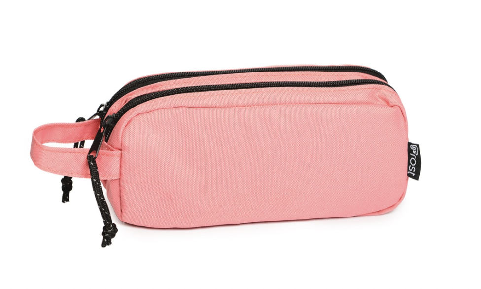 Portatodo con 2 cremalleras para ordenar todos los productos en su interior.

Material de gran calidad y grosor y repelente al agua para una mejor protección del interior.