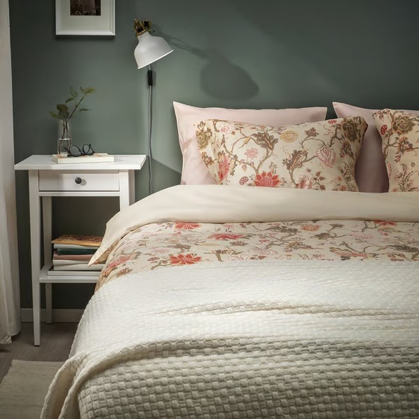 NÄSSELKLOCKA
Funda nórdica y 2 fundas almohada, beige grisáceo/multicolor, 240x220/50x60 cm