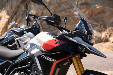 Triumph Tiger 900 2024 052
