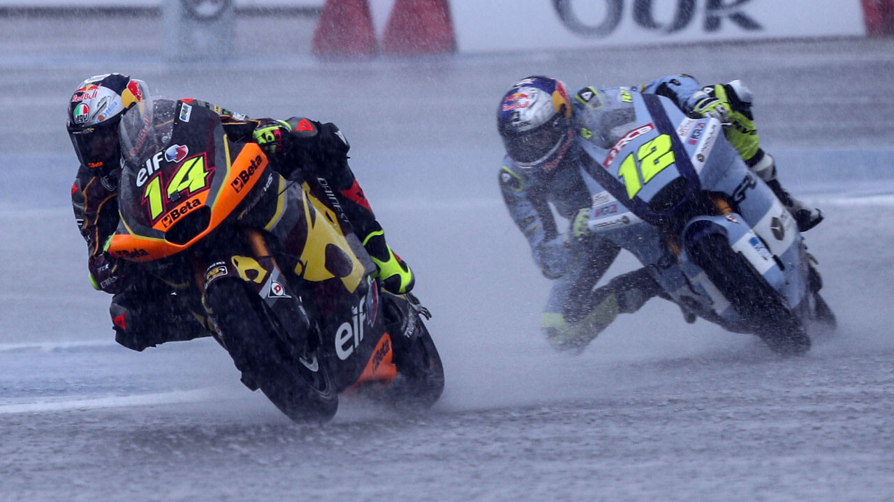 Tony Arbolino gana una carrera abortada por la lluvia y con solo la mitad de puntos repartidos en Buriram