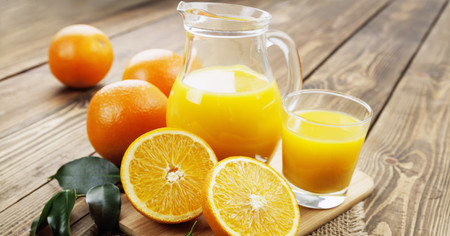 "Tómate rápido el zumo que pierde las vitaminas" ¿Mito o realidad?