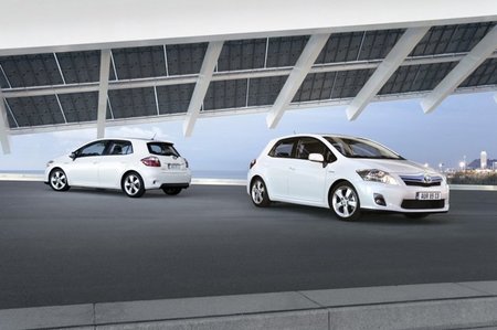 Te mostramos cuánto consume un Toyota Auris HSD. Prueba dinámica
