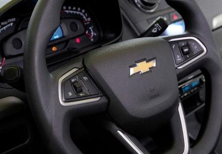 Chevrolet Agile interior