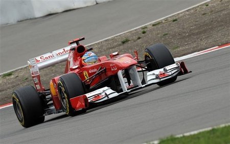 fernando_alonso_gp_alemania_2011_1.jpg