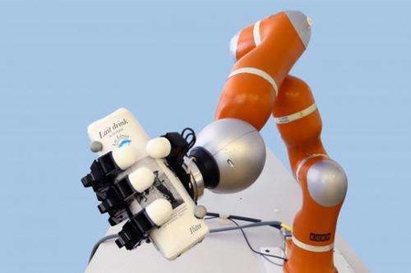 Ultra-fast: el brazo robótico que atrapa objetos