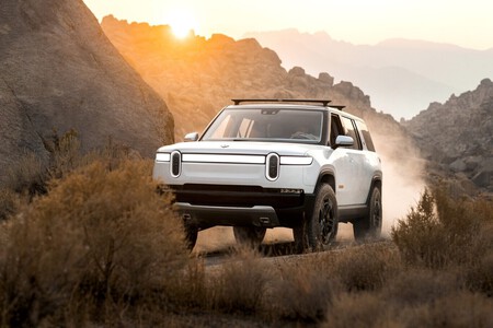 Rivian R1S