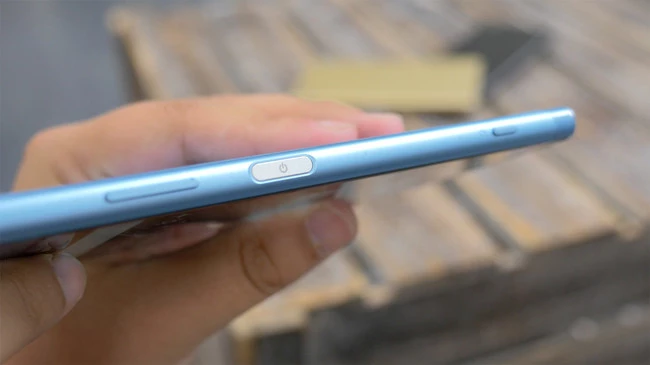 Ficha XA1 Plus: características, precio y ficha técnica