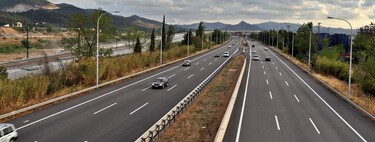 Reducir la velocidad 10 km/h en autovías: la AIE insiste en la necesidad de ir más despacio para ahorrar combustibles