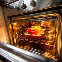 Llevo años usando la pirólisis del horno y ahora me entero de que hay cosas que estaba haciendo mal 