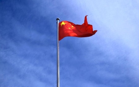 Ni Huawei ni TikTok, Estados Unidos carga contra China firmando un gran veto contra apps y servicios del país asiático