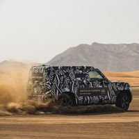 Land Rover Defender se enfrenta al calor de Dubai antes de su lanzamiento