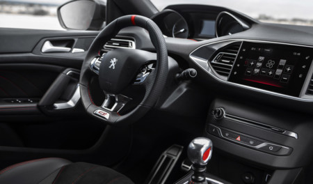 Peugeot 308 GTi toma de contacto prueba