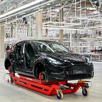 Tesla lanzará un modelo para competir con autos eléctricos chinos baratos, pero no fabricará en China. México y Alemania levantan la mano 