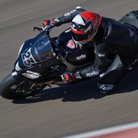 Aprilia podría estar preparando un regreso al WSBK con una nueva RSV4 a lo MotoGP y Andrea Iannone como piloto 