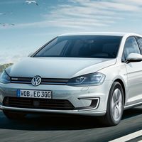 La Comisión Europea se muestra a favor de un IVA del 10 % en los coches eléctricos, según ANFAC