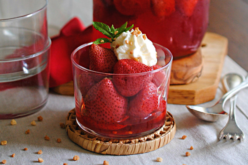 Fresas escabechadas en agua de azahar: receta de cocina fácil, sencilla