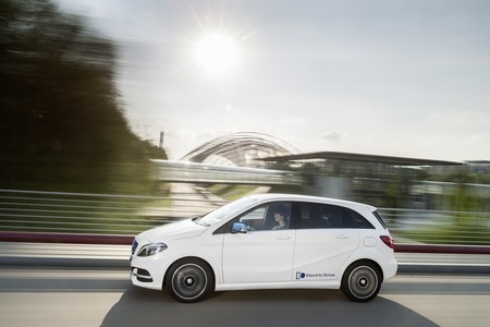 Mercedes Benz Clase B Electric Drive Perfil