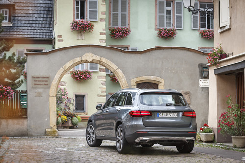 Mercedes-Benz GLC: lo hemos probado y ahora vemos que un SUV puede hacer off-road de verdad