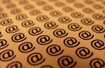 El 30 % de las empresas busca crecer contratando profesionales en Internet