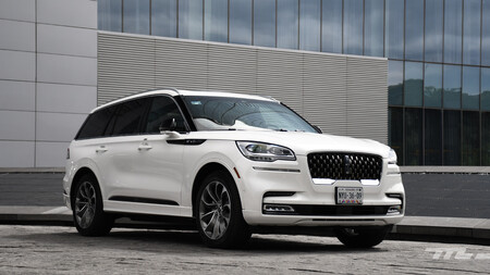 Lincoln Aviator Grand Touring PHEV, a prueba: la forma más eficiente de mover casi 500 hp de lujo