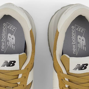 New Balance pone sus emblemáticas 237 en cuatro colores a casi mitad de precio para que luzcamos bien setenteros este verano 