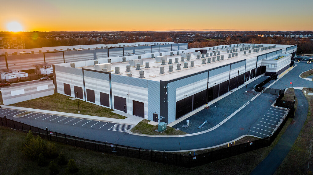Amazon está montando un imperio en Aragón: acaba de pagar 1,5 millones para ampliar la red eléctrica hasta su quinto datacenter