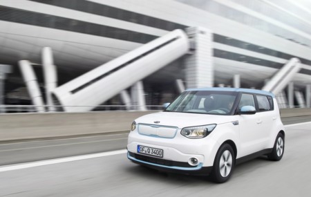 Kia Soul EV 2017, otro del que se dice que vendrá con una mejora en su autonomía