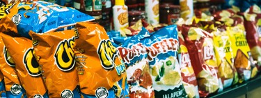 El secreto de la comida basura no está en el sabor, sino en la textura: está diseñada específicamente para que comamos un 15% más 