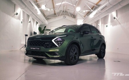Primer contacto con el nuevo Kia Sportage: el SUV deja de ser el que era y se transforma del todo para abrazar la electrificación