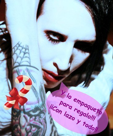 Marilyn Manson, siniestro, pero con ofertas por Navidad