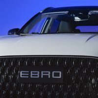 Conocemos los coches que fabrica la renacida marca Ebro en España: dos SUV que pretenden hacerse un hueco a base de espacio y precio justo