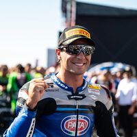 China tienta a Albert Arenas. Tiene una oferta para subir a Superbikes con la marca china que lo peta en Supersport 