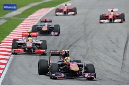 GP de Malasia 2010: Jaime Alguersuari conquista sus primeros puntos y a todo el paddock en Sepang